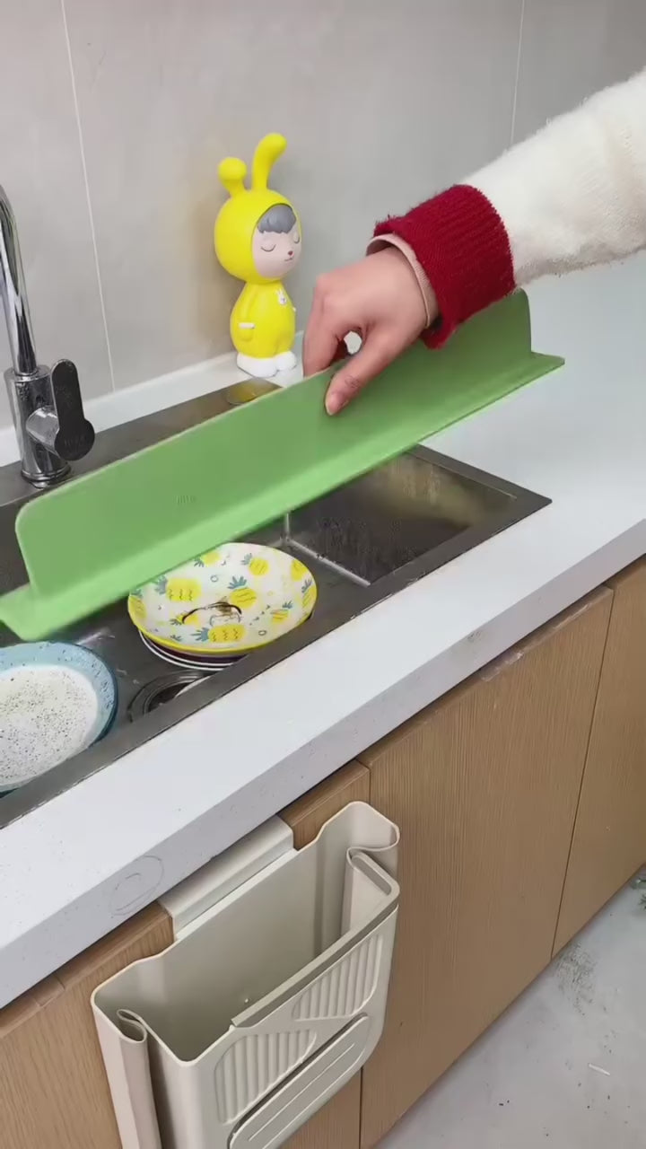 Silicone Anti-Splash Sink Edge Guard (buy 1 get 1 free)